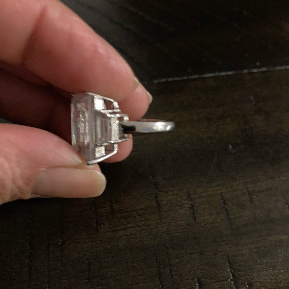 Silver Ring - Picture 5 of 6